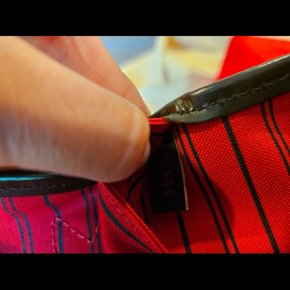 Louis Vuitton Neverfull MM - Picture 5 of 10